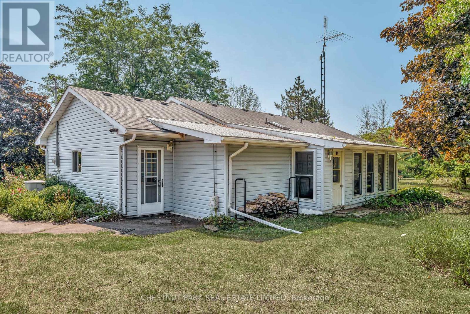 207 Carnrike Road, Prince Edward County, Ontario  K0K 1T0 - Photo 31 - X12332520