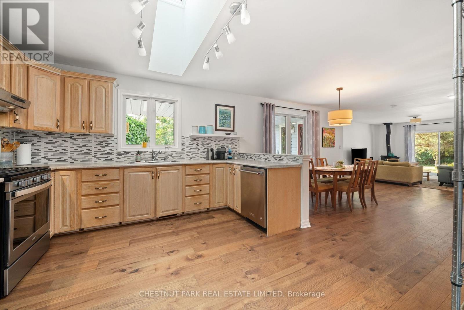 207 Carnrike Road, Prince Edward County, Ontario  K0K 1T0 - Photo 8 - X12332520