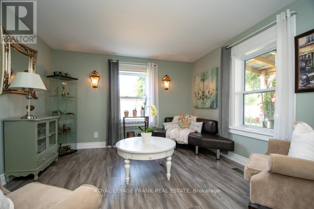 165 St Lawrence Street W, Centre Hastings, Ontario  K0K 2K0 - Photo 11 - X12332670