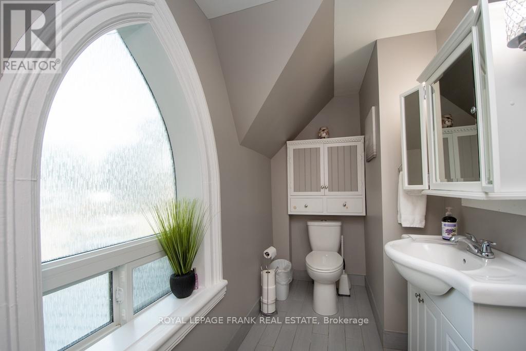 165 St Lawrence Street W, Centre Hastings, Ontario  K0K 2K0 - Photo 32 - X12332670