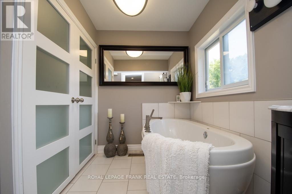 165 St Lawrence Street W, Centre Hastings, Ontario  K0K 2K0 - Photo 34 - X12332670