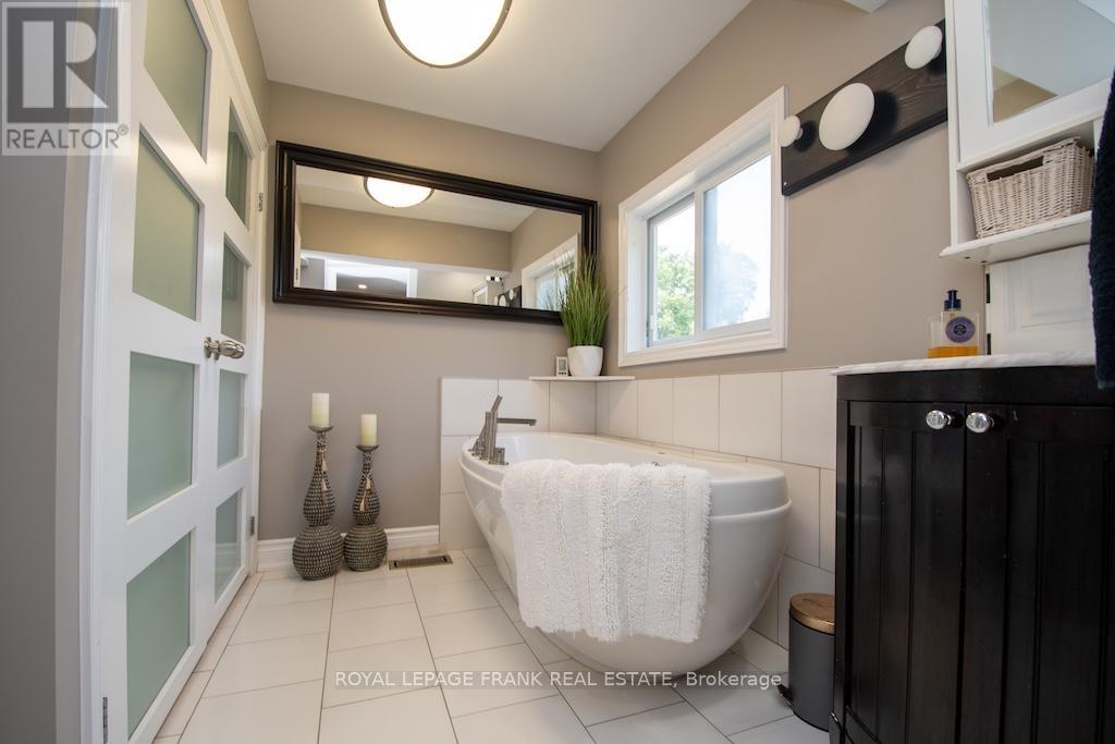 165 St Lawrence Street W, Centre Hastings, Ontario  K0K 2K0 - Photo 36 - X12332670