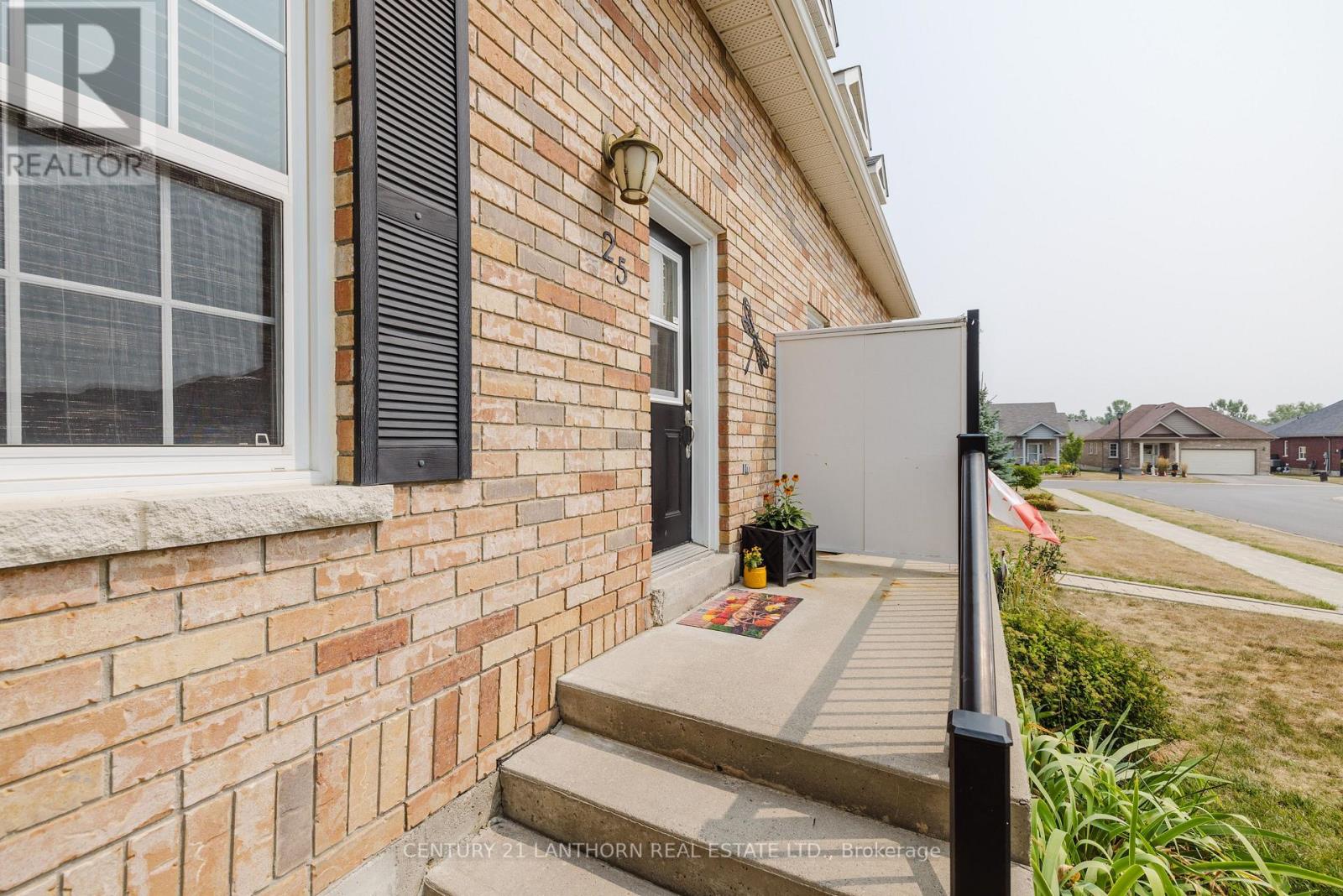 25 Empire Boulevard, Brighton, Ontario  K0K 1H0 - Photo 2 - X12334020