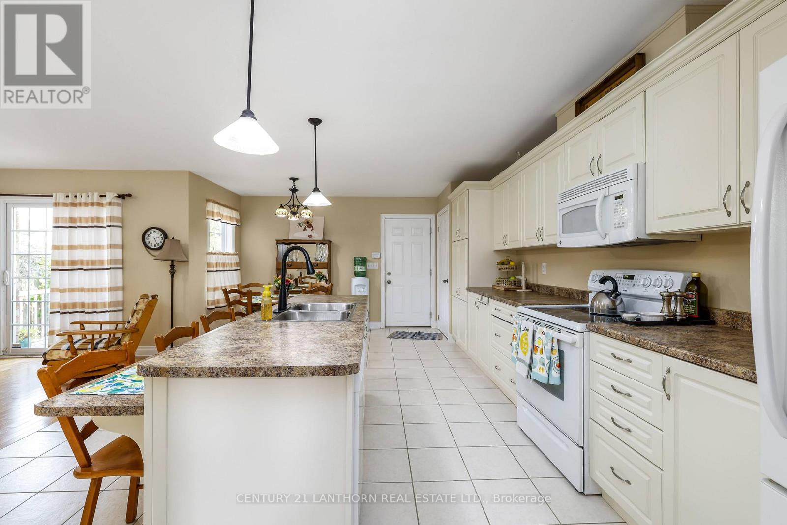 25 Empire Boulevard, Brighton, Ontario  K0K 1H0 - Photo 9 - X12334020