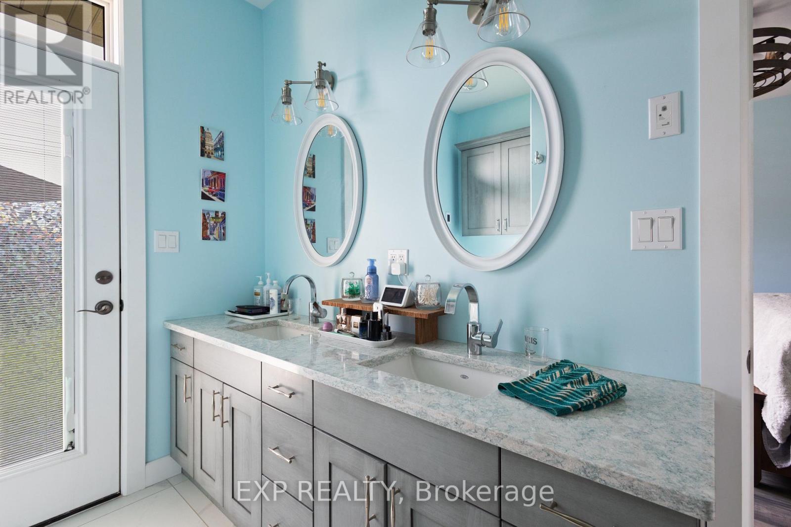 83 Essex Drive N, Belleville, Ontario  K8N 0K2 - Photo 16 - X12334369
