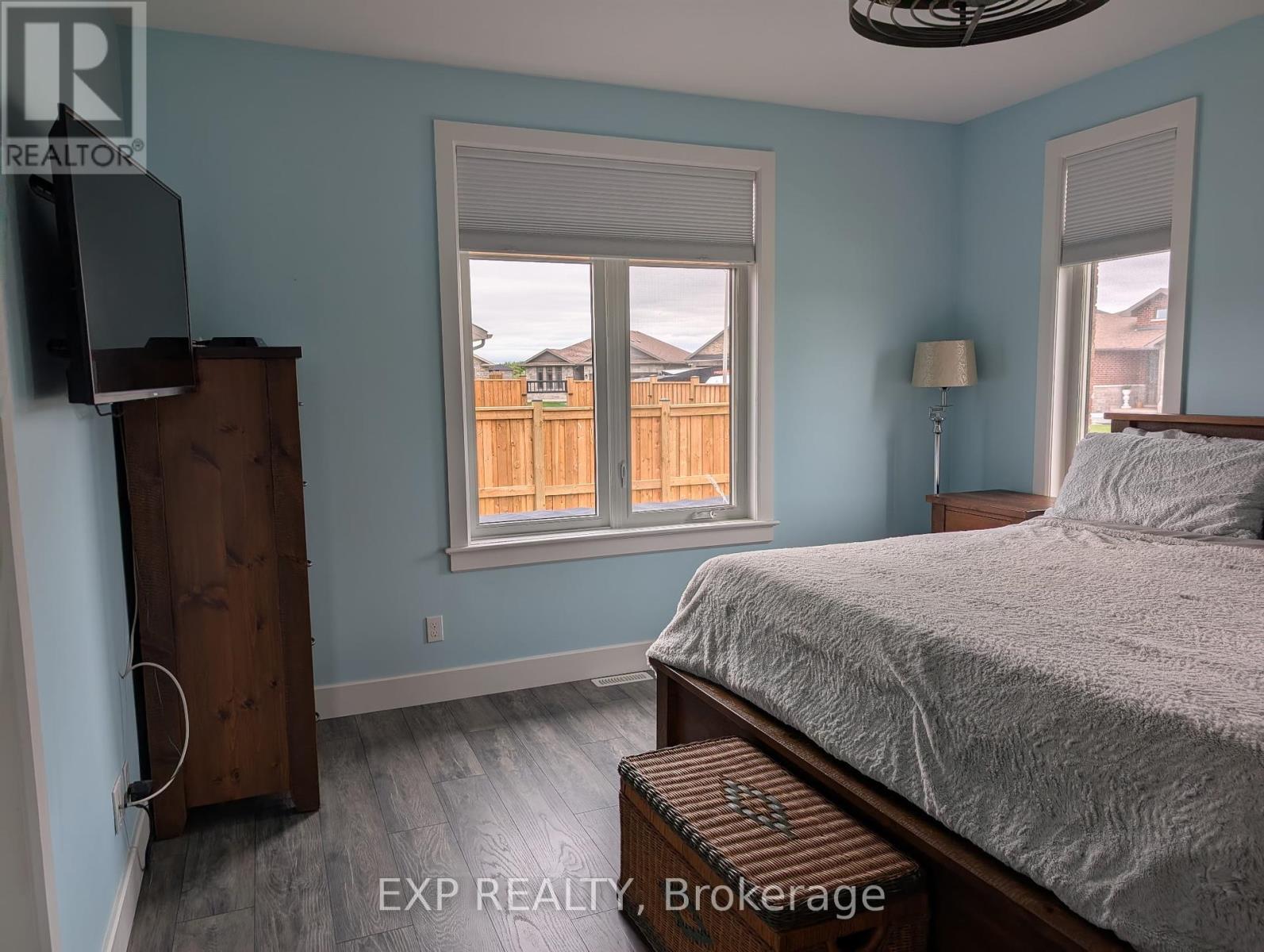 83 Essex Drive N, Belleville, Ontario  K8N 0K2 - Photo 20 - X12334369