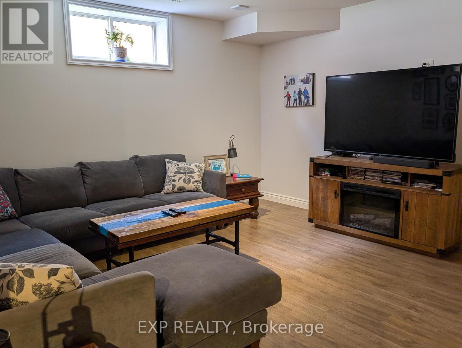 83 Essex Drive N, Belleville, Ontario  K8N 0K2 - Photo 30 - X12334369