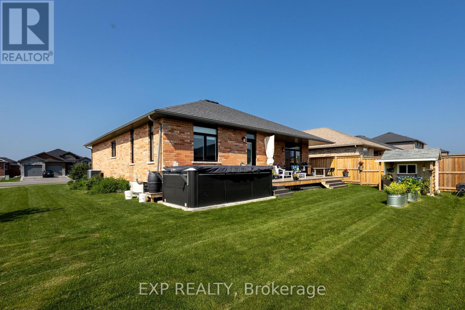 83 Essex Drive N, Belleville, Ontario  K8N 0K2 - Photo 35 - X12334369