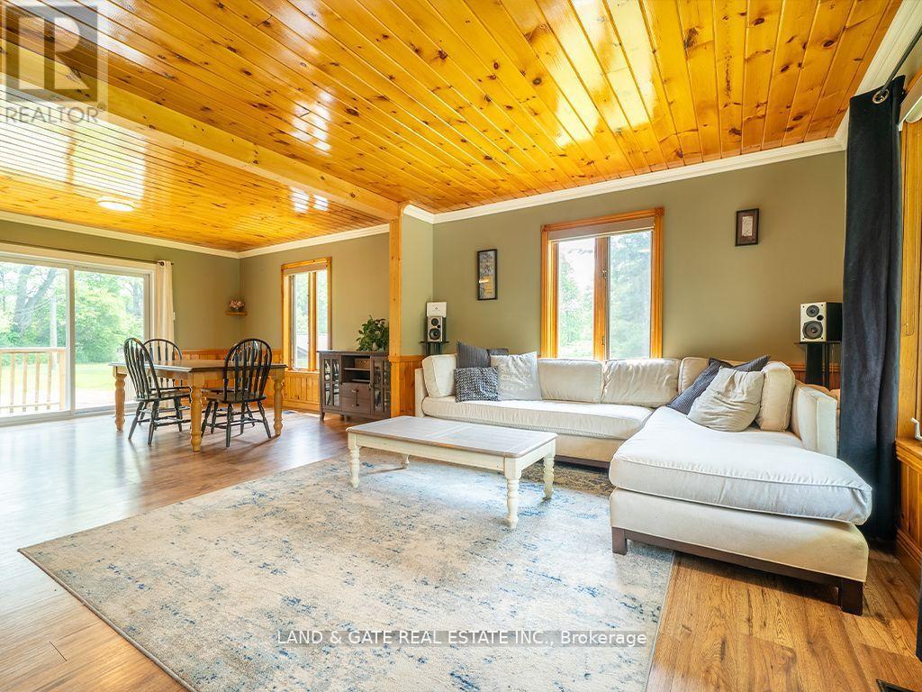 354 Labarge Road, Tweed, Ontario  K0K 3J0 - Photo 7 - X12336393