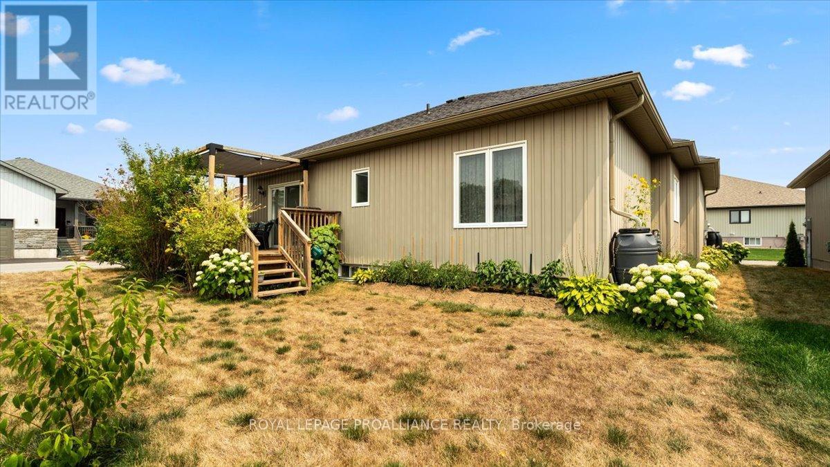 74 Dorchester Drive, Prince Edward County, Ontario  K0K 3L0 - Photo 35 - X12333342