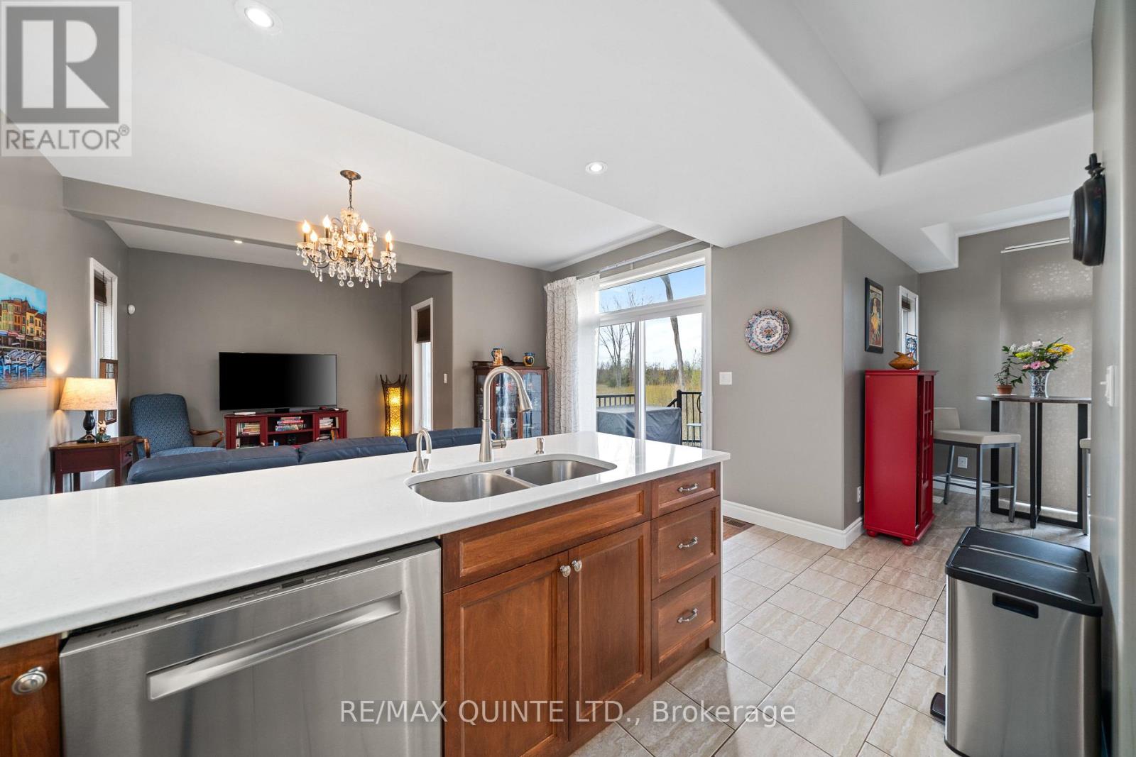 10 Meagher Place, Belleville, Ontario  K8P 0C1 - Photo 13 - X12336629