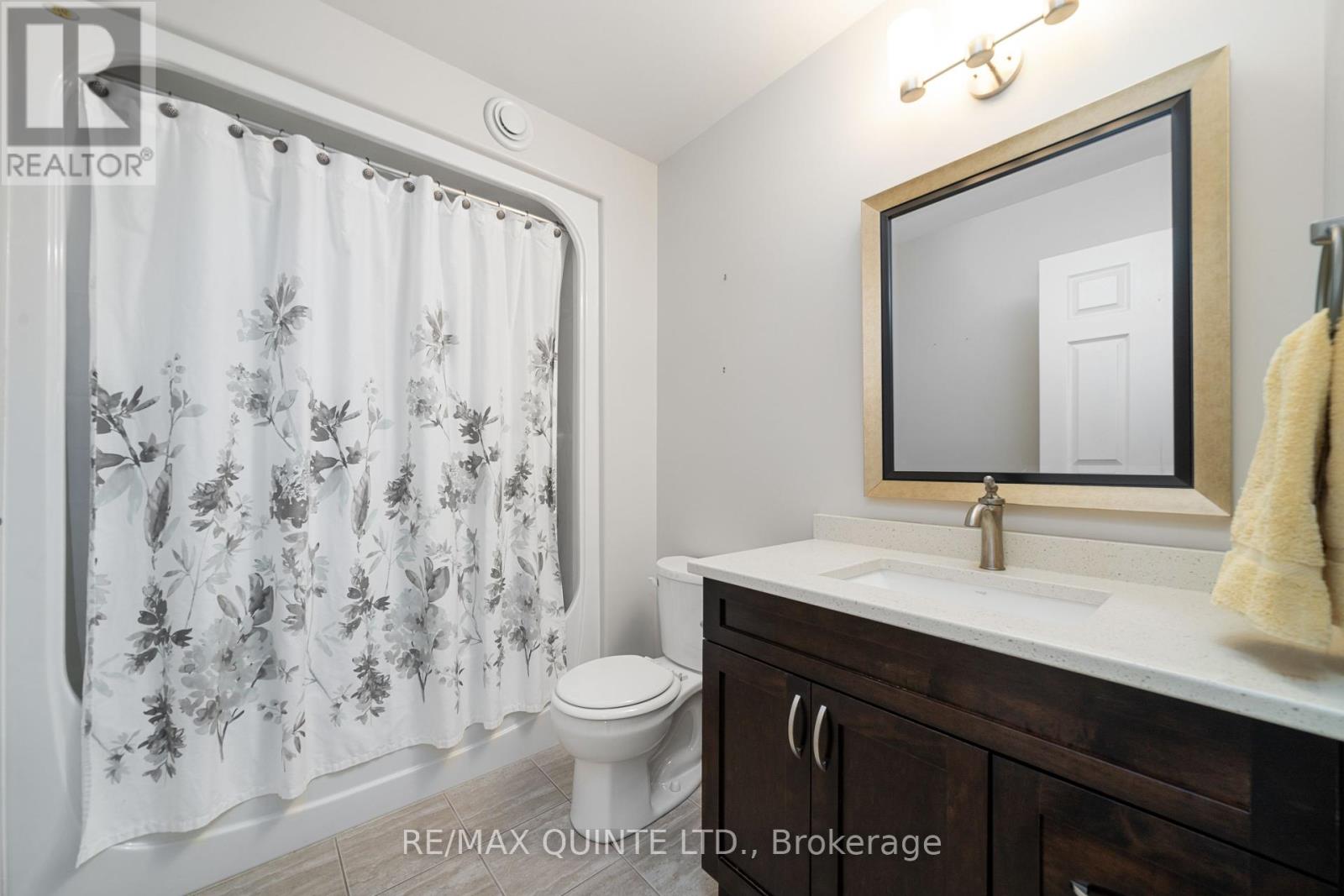 10 Meagher Place, Belleville, Ontario  K8P 0C1 - Photo 21 - X12336629