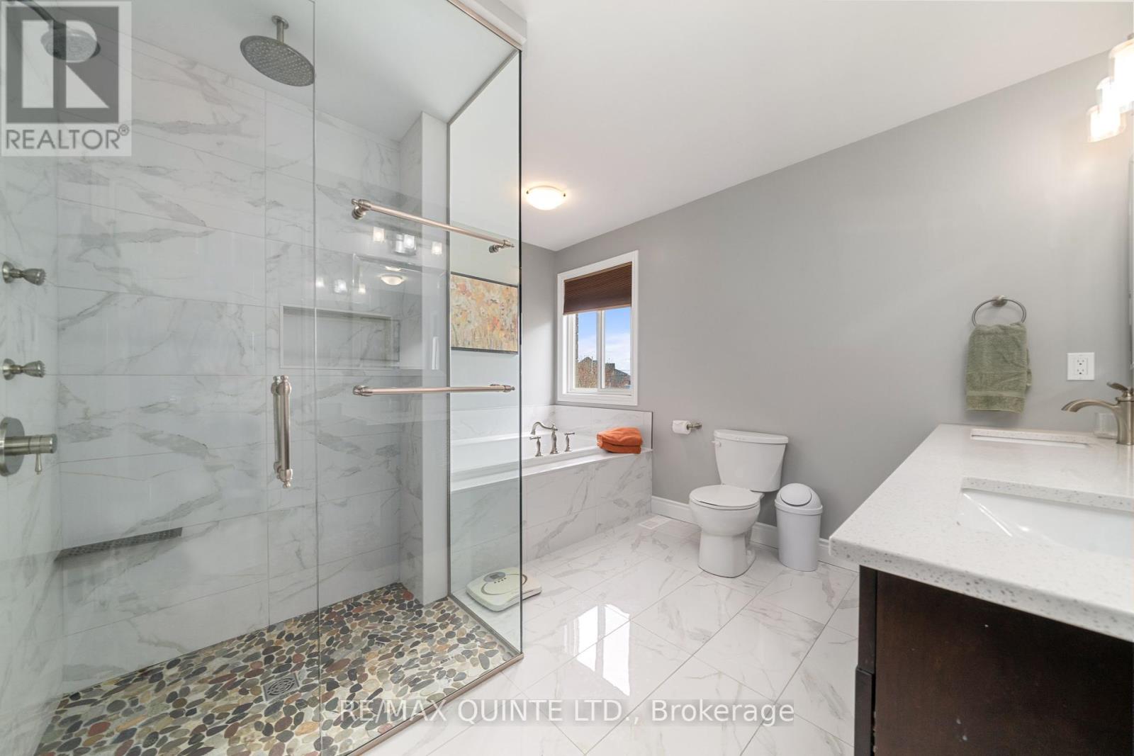 10 Meagher Place, Belleville, Ontario  K8P 0C1 - Photo 26 - X12336629