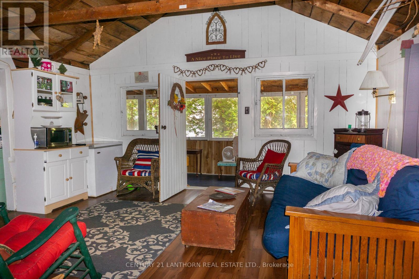 47 Blossom Lane, Prince Edward County, Ontario  K0K 1T0 - Photo 20 - X12336912