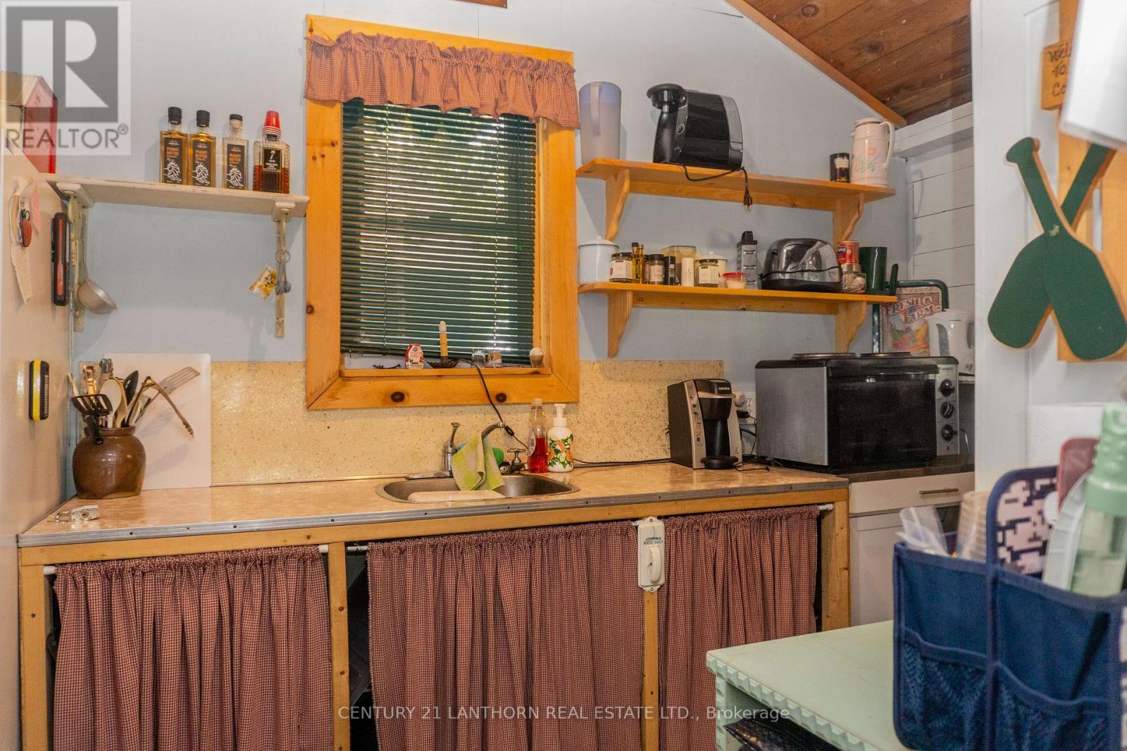 47 Blossom Lane, Prince Edward County, Ontario  K0K 1T0 - Photo 24 - X12336912