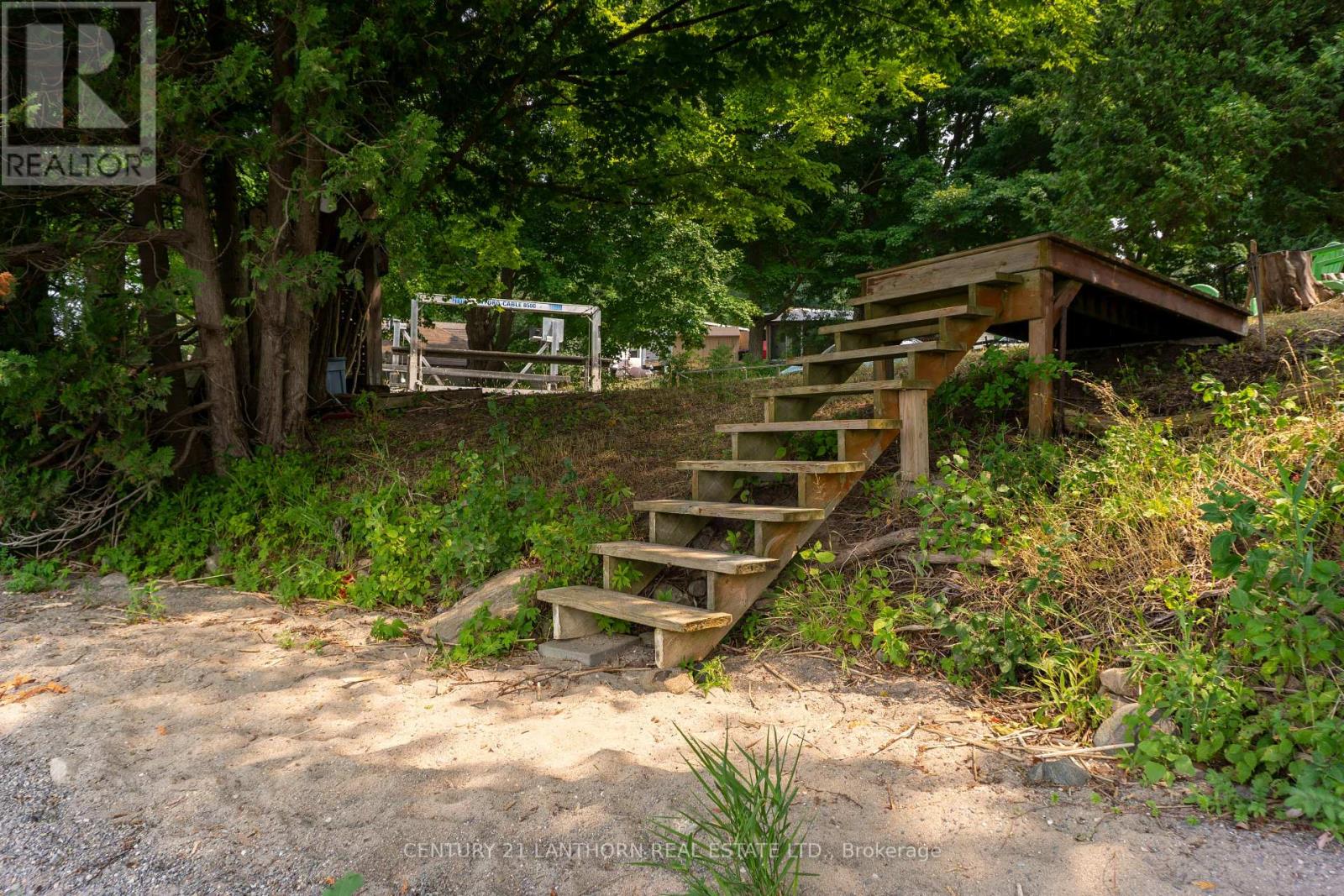 47 Blossom Lane, Prince Edward County, Ontario  K0K 1T0 - Photo 5 - X12336912