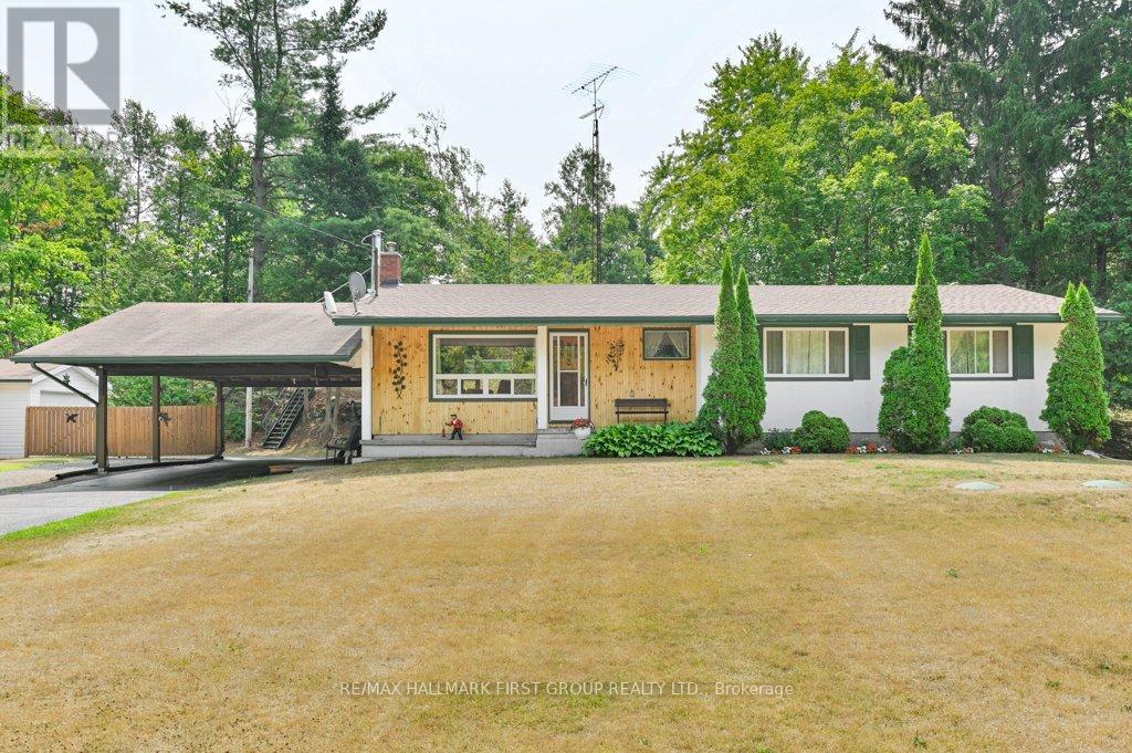 108666 HIGHWAY 7, Tweed, Ontario