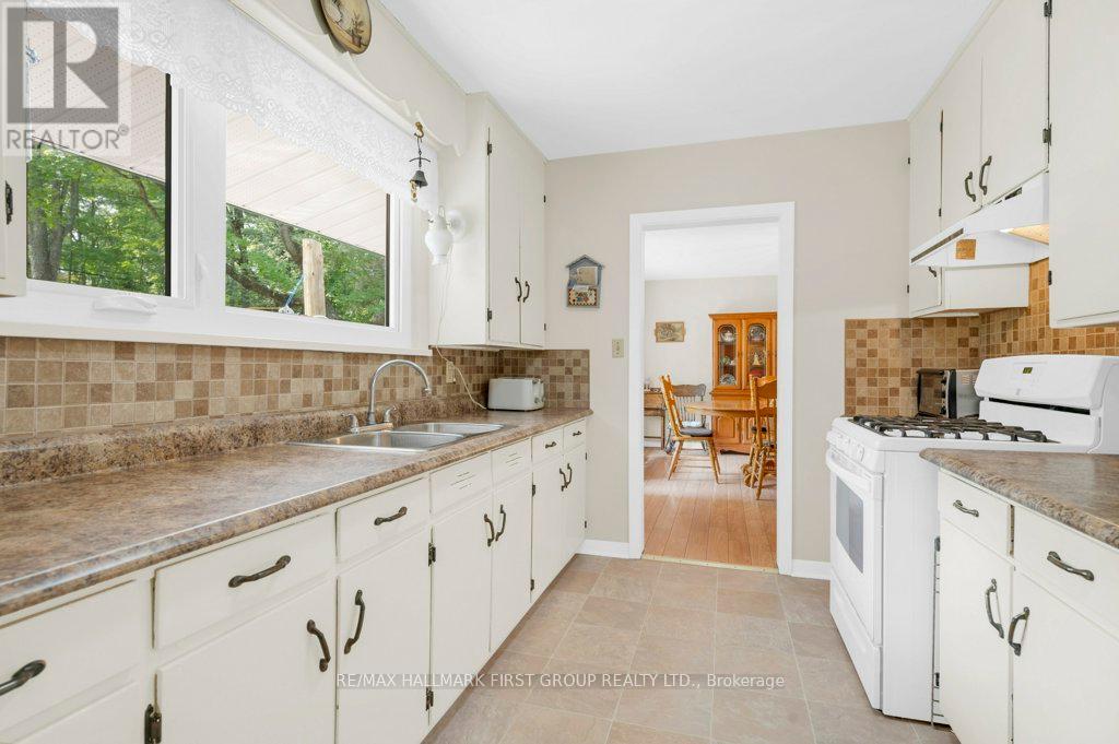 108666 Highway 7, Tweed, Ontario  K0K 3J0 - Photo 12 - X12337208