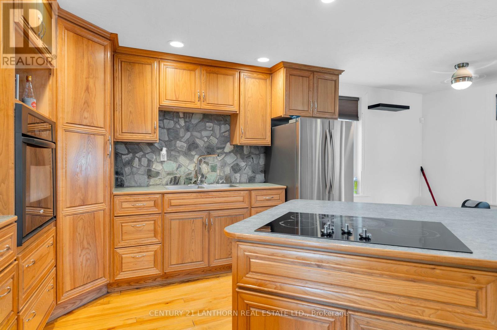 495 Barker Road, Madoc, Ontario  K0K 2K0 - Photo 14 - X12337997