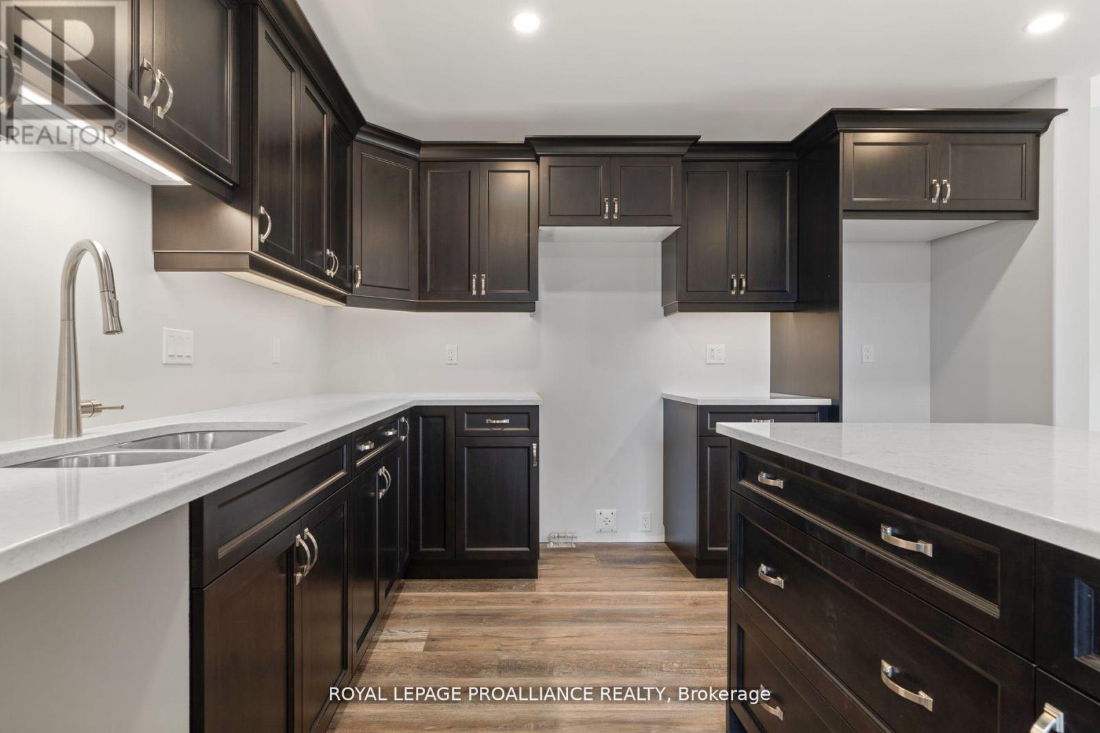 27 Clayton John Avenue, Brighton, Ontario  K0K 1H0 - Photo 8 - X12338808
