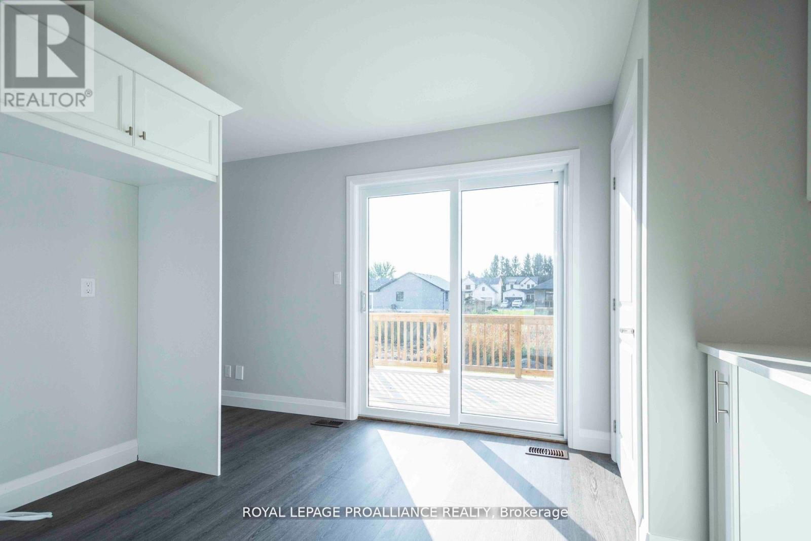 42 Mackenzie John Crescent, Brighton, Ontario  K0K 1H0 - Photo 8 - X12338997