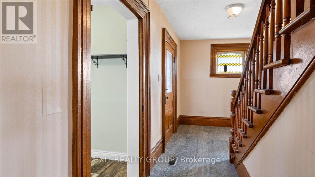 837 Casey Road, Belleville, Ontario  K8N 4Z6 - Photo 12 - X12341381