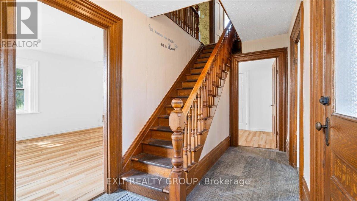 837 Casey Road, Belleville, Ontario  K8N 4Z6 - Photo 13 - X12341381