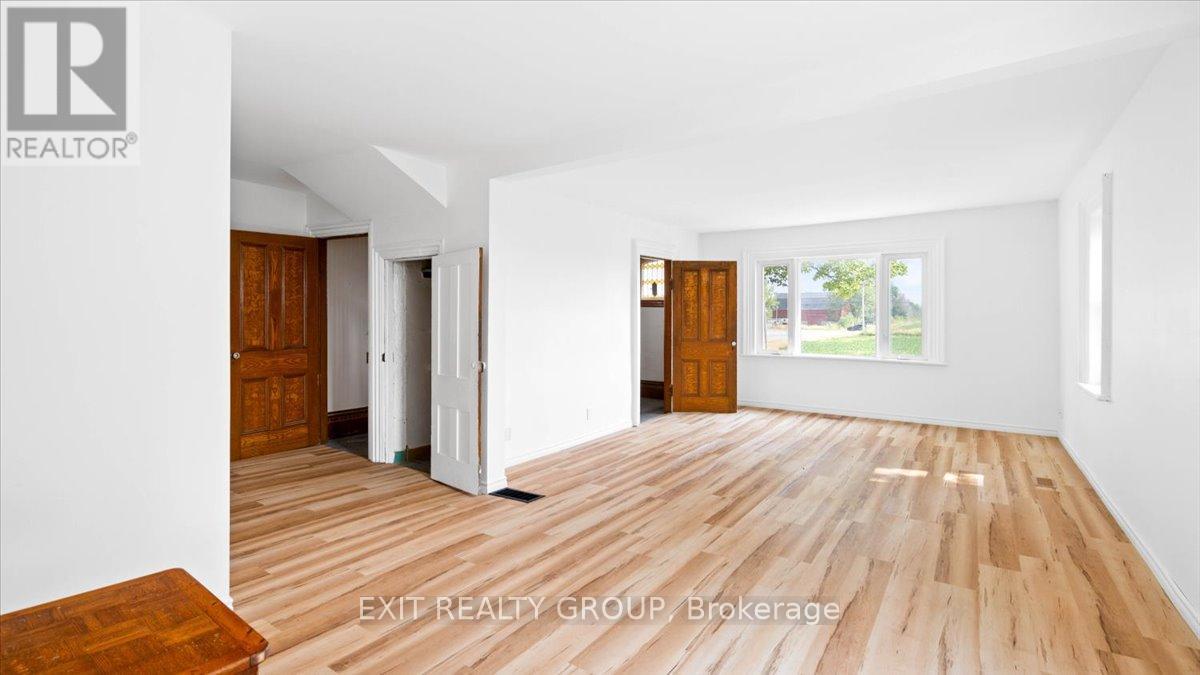 837 Casey Road, Belleville, Ontario  K8N 4Z6 - Photo 18 - X12341381