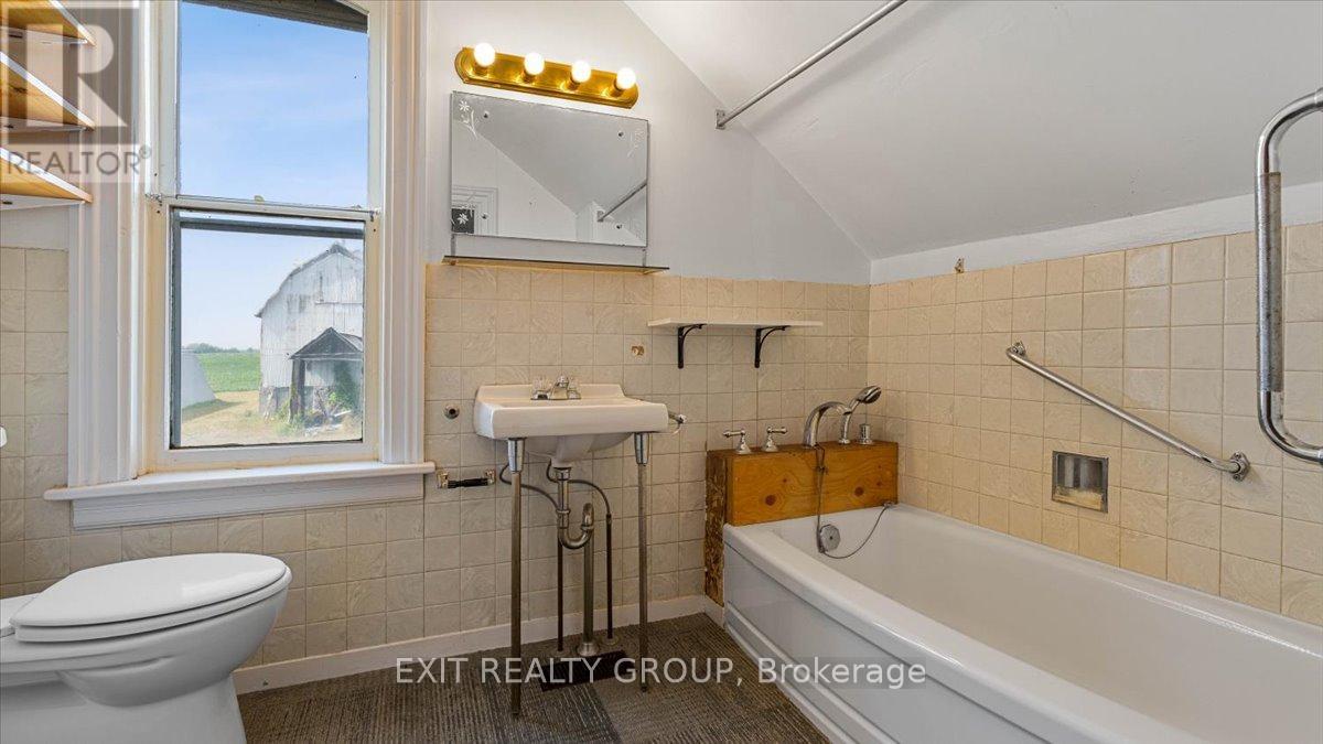 837 Casey Road, Belleville, Ontario  K8N 4Z6 - Photo 28 - X12341381