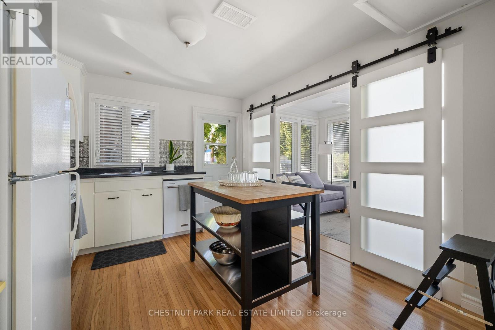 26 East Street, Prince Edward County, Ontario  K0K 2T0 - Photo 17 - X12341510