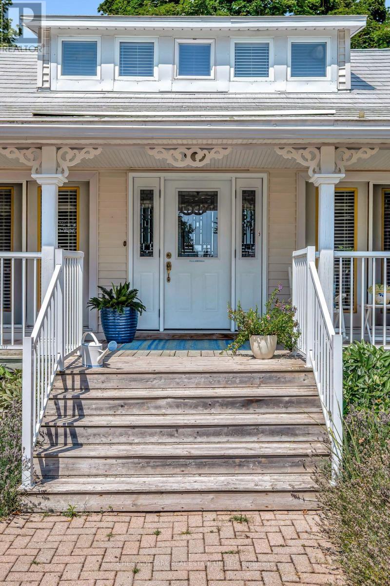 26 East Street, Prince Edward County, Ontario  K0K 2T0 - Photo 4 - X12341510