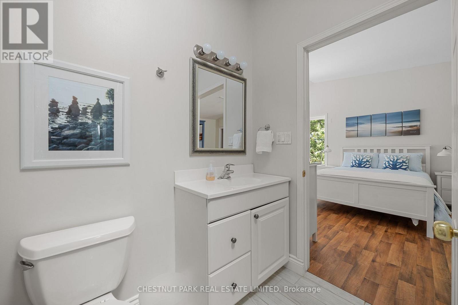 26 East Street, Prince Edward County, Ontario  K0K 2T0 - Photo 41 - X12341510
