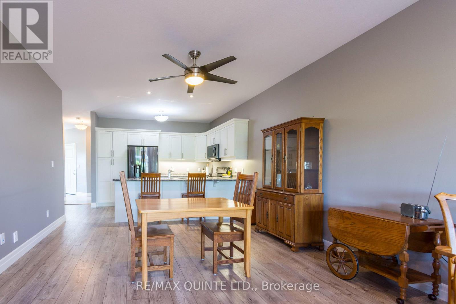 98 Spruce Gardens, Belleville, Ontario  K8N 0B5 - Photo 10 - X12341774