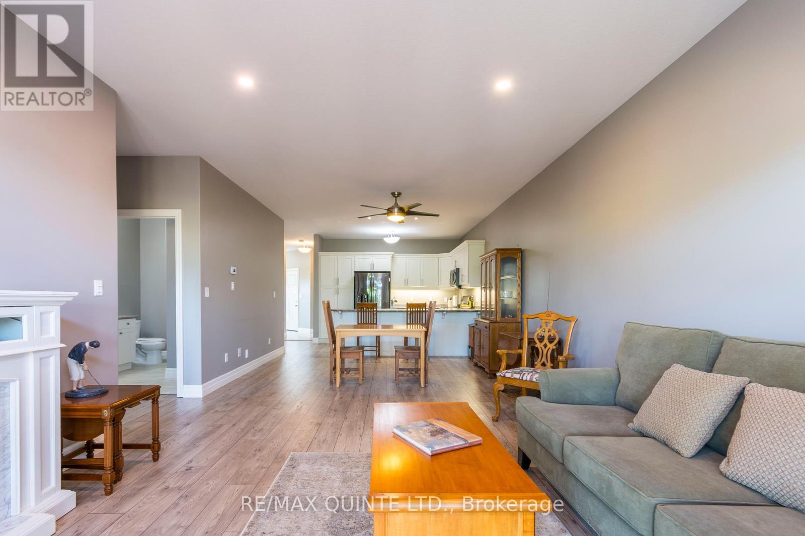 98 Spruce Gardens, Belleville, Ontario  K8N 0B5 - Photo 13 - X12341774