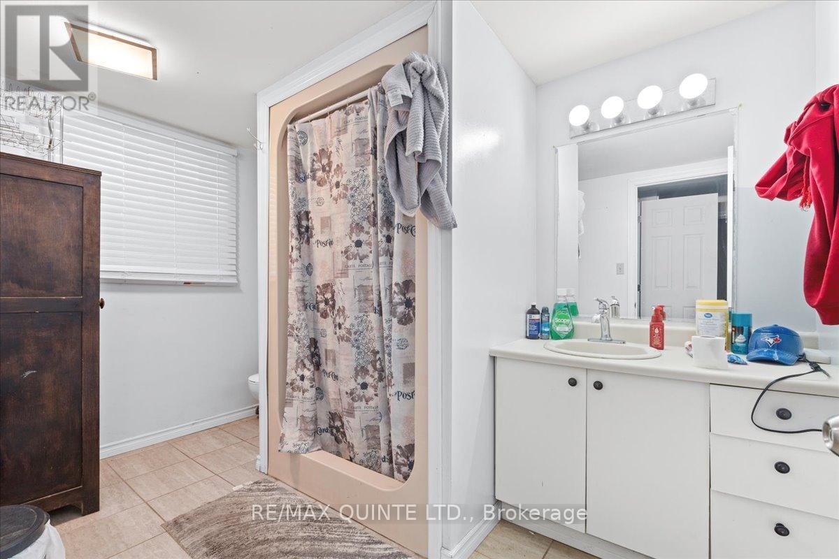 13 Colborne Street, Centre Hastings, Ontario  K0K 2K0 - Photo 14 - X12341968