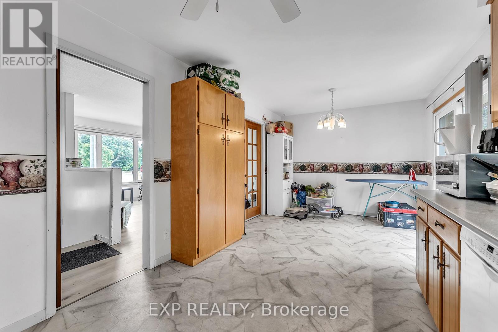 2 Alnet Drive, Belleville, Ontario  K8P 4V8 - Photo 8 - X12342369