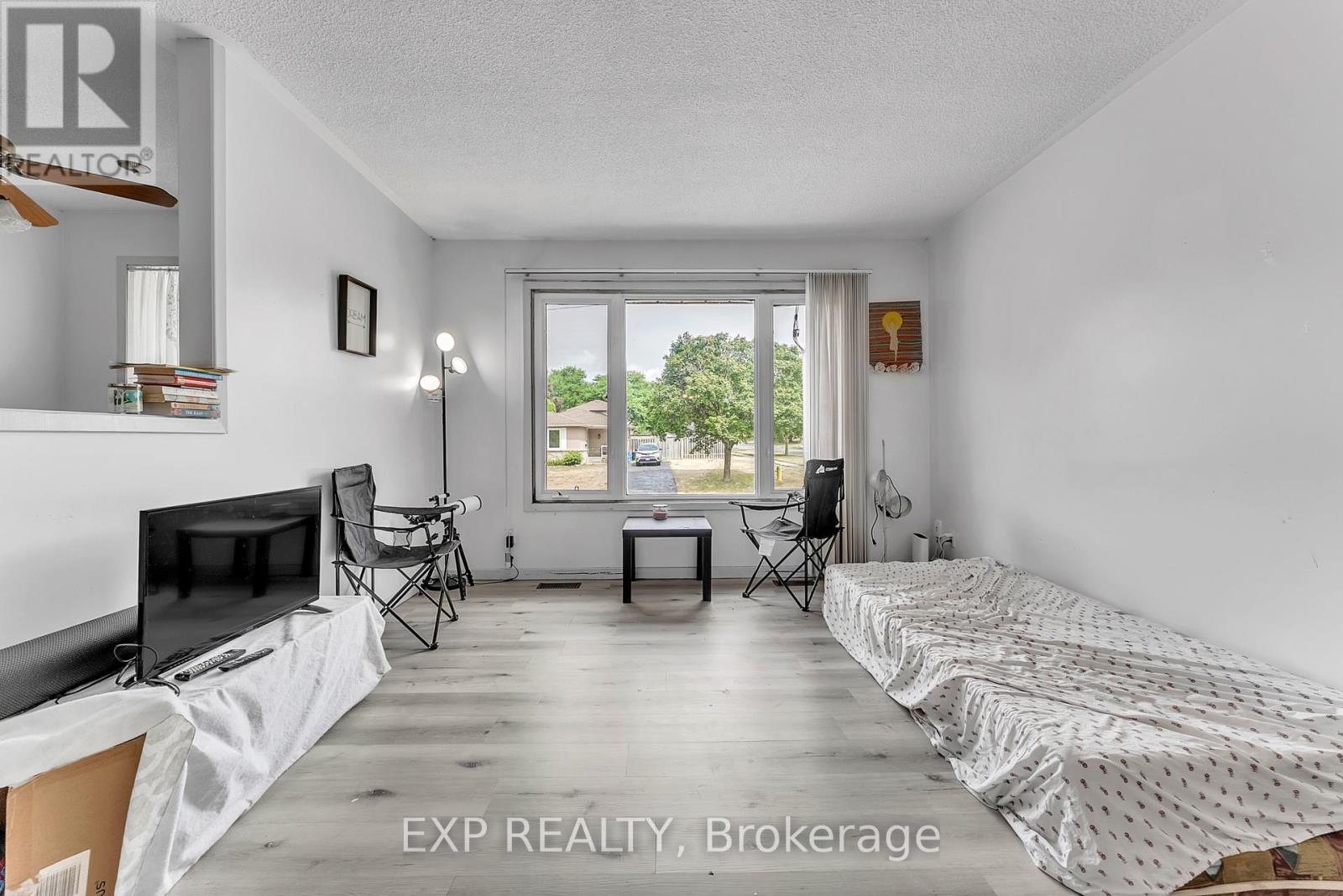 2 Alnet Drive, Belleville, Ontario  K8P 4V8 - Photo 9 - X12342369