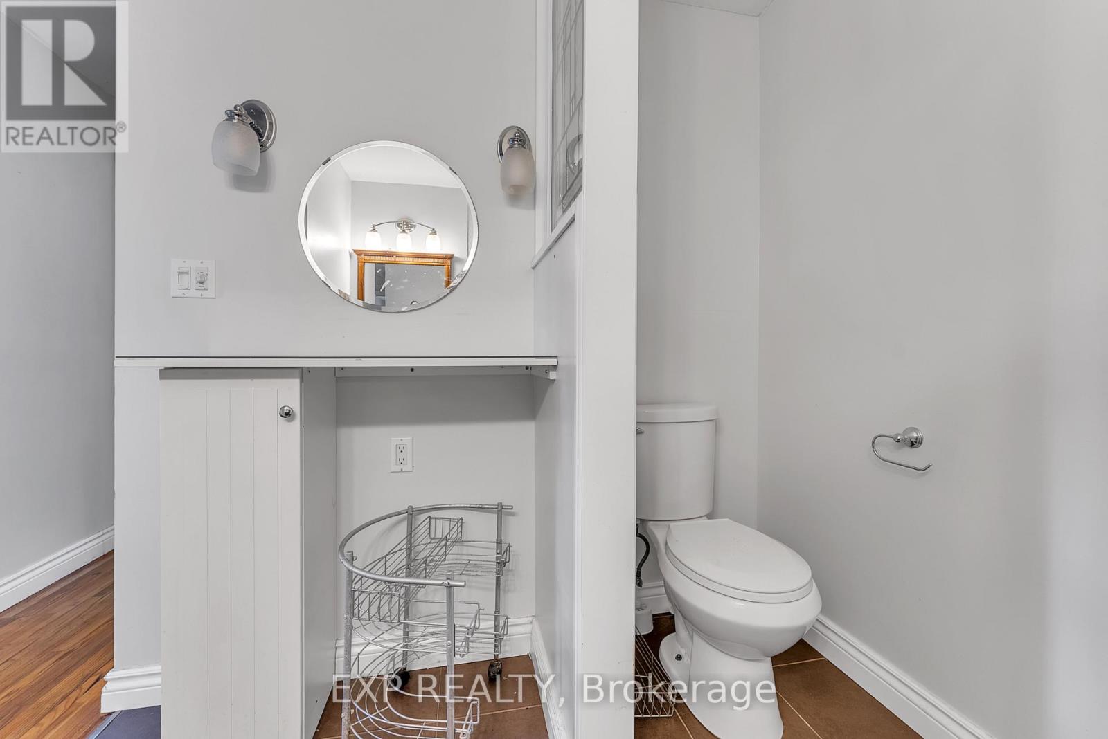 18 Montgomery Boulevard, Belleville, Ontario  K8N 1H9 - Photo 17 - X12342385