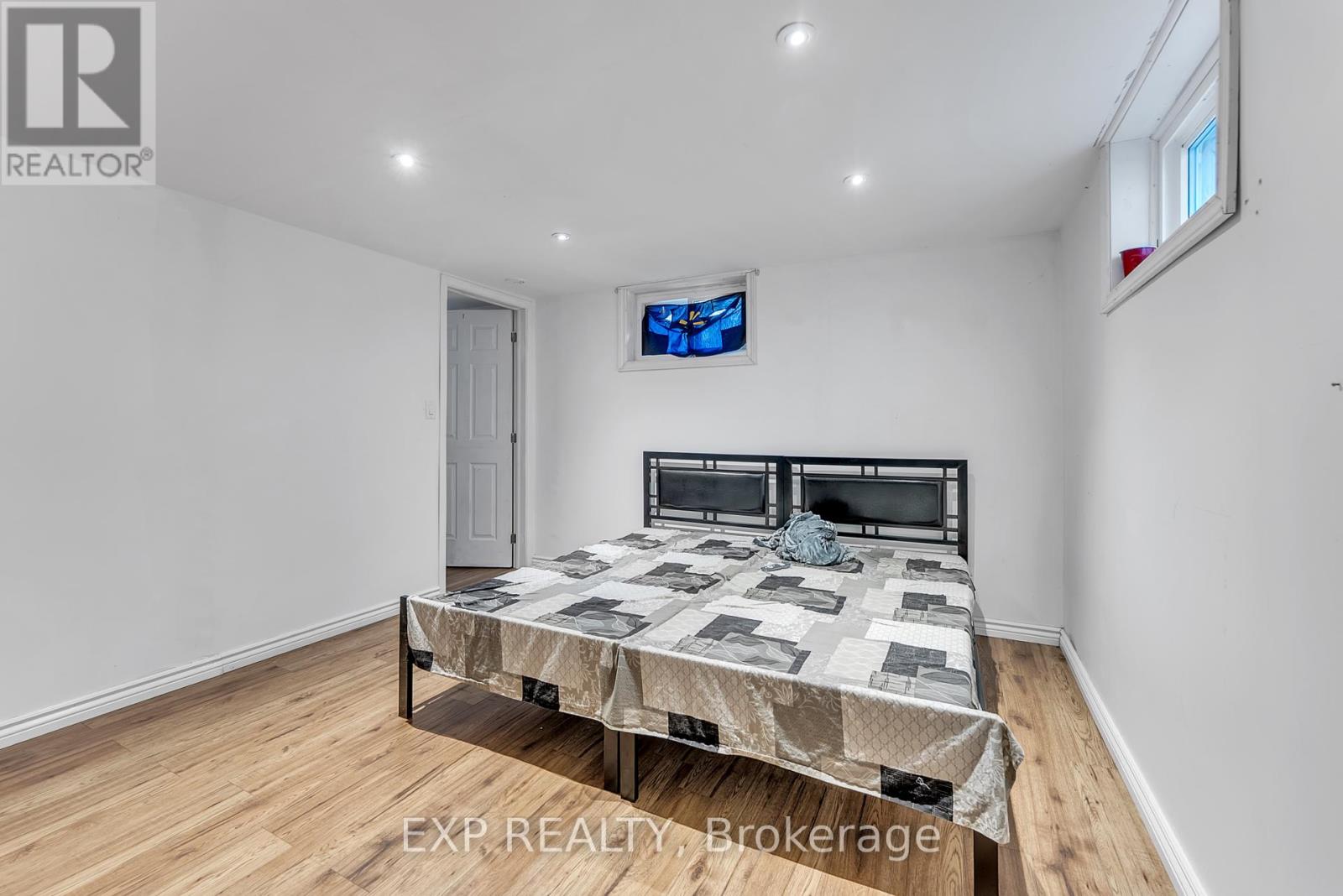18 Montgomery Boulevard, Belleville, Ontario  K8N 1H9 - Photo 32 - X12342385