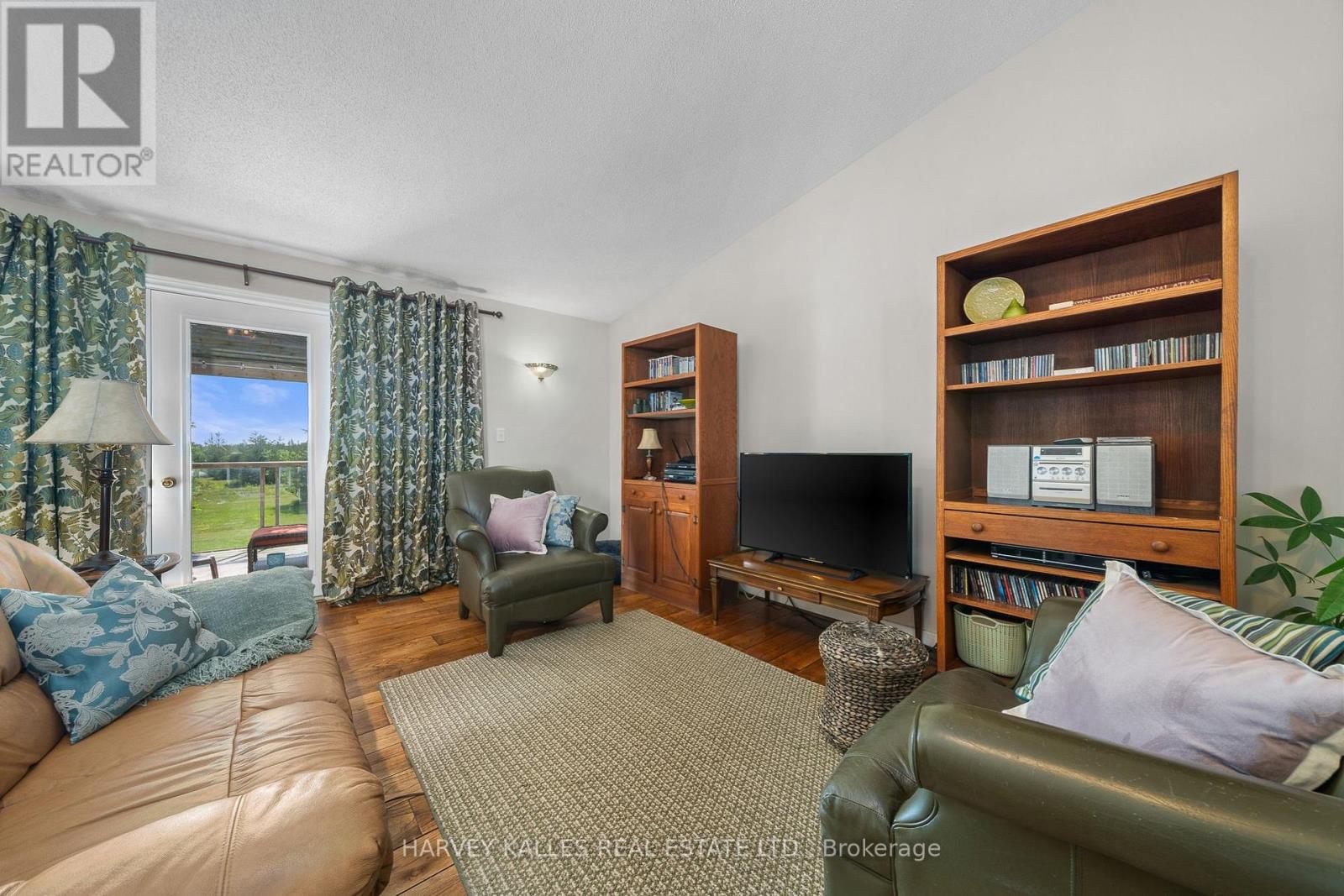 3470 County Rd 13 Road, Prince Edward County, Ontario  K0K 2T0 - Photo 9 - X12342750