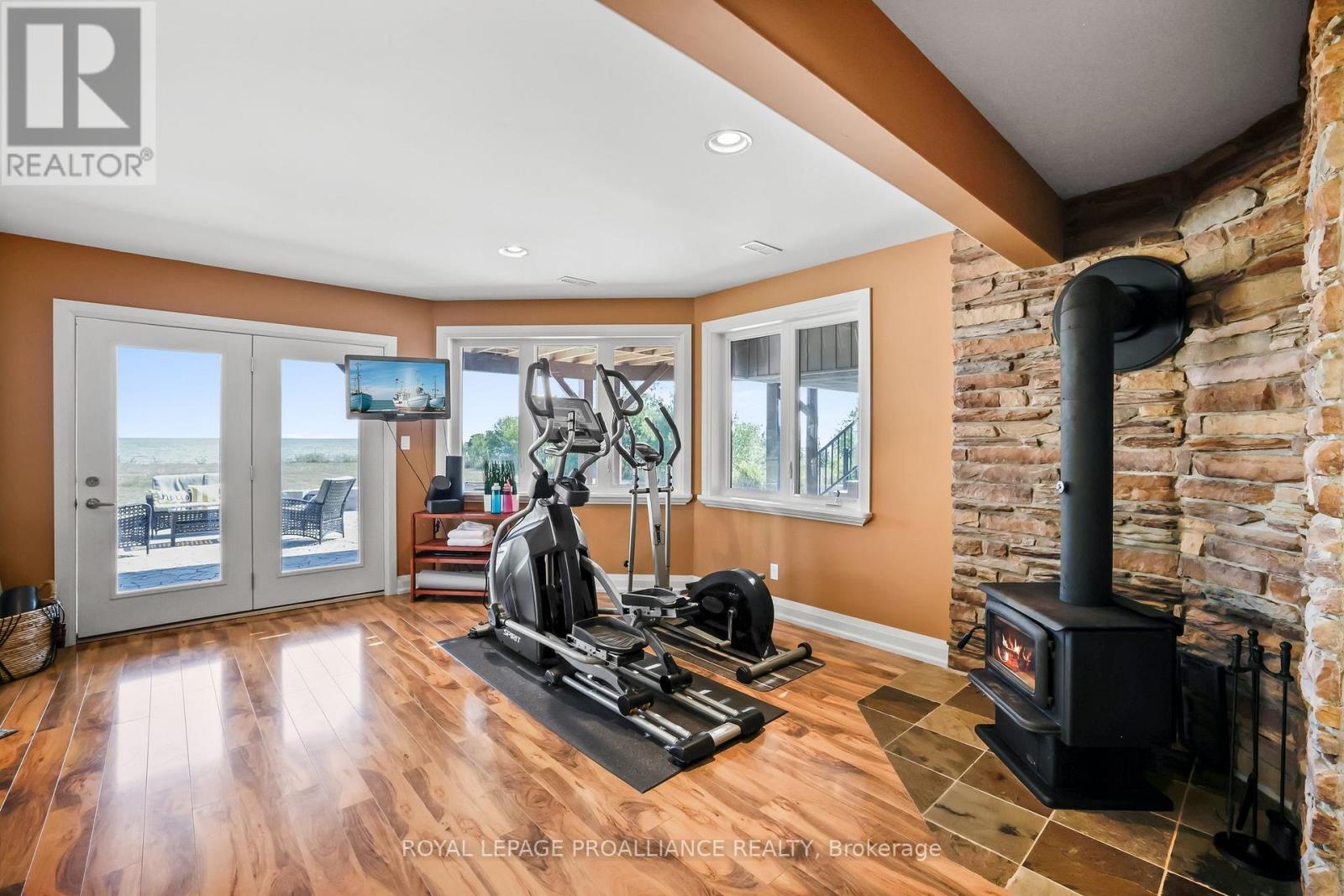 263 Lakeshore Road, Brighton, Ontario  K0K 1H0 - Photo 36 - X12342938
