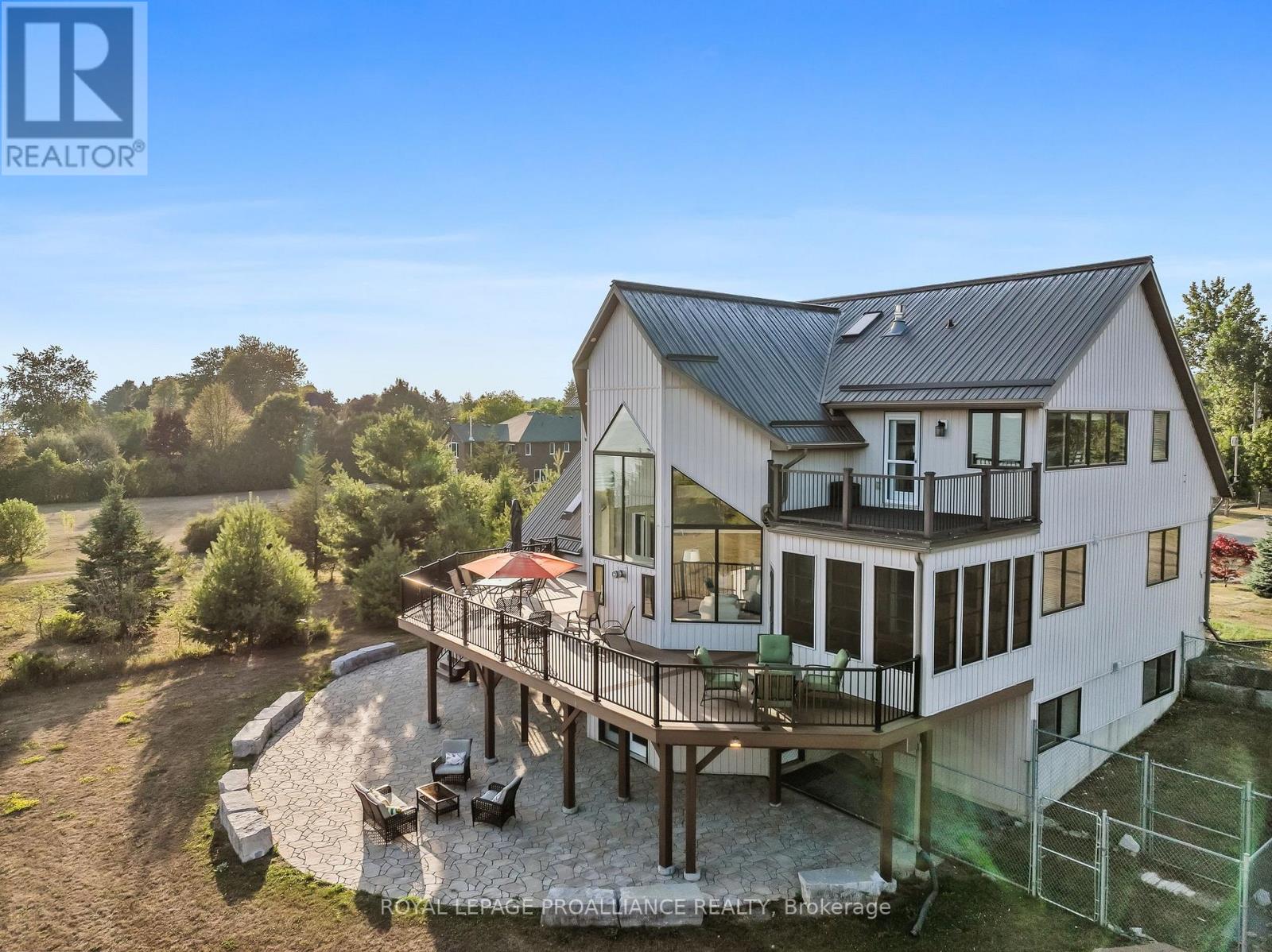 263 Lakeshore Road, Brighton, Ontario  K0K 1H0 - Photo 44 - X12342938