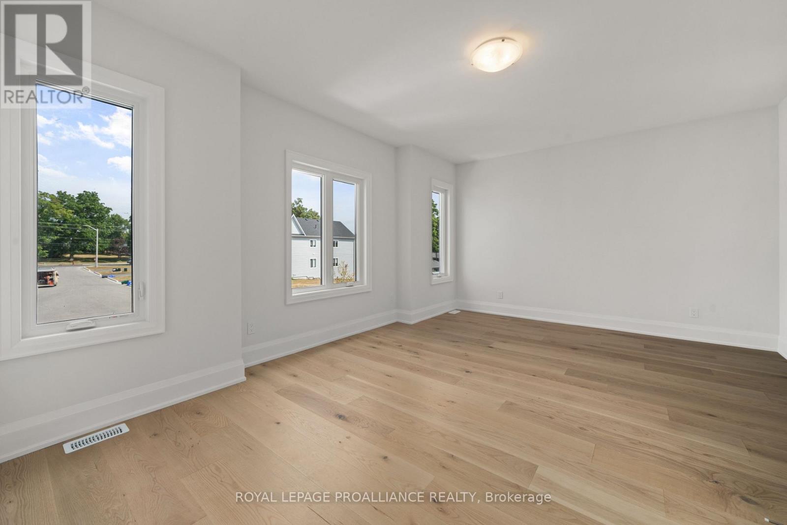 19 Twelve Trees Court, Prince Edward County, Ontario  K0K 3L0 - Photo 32 - X12344180