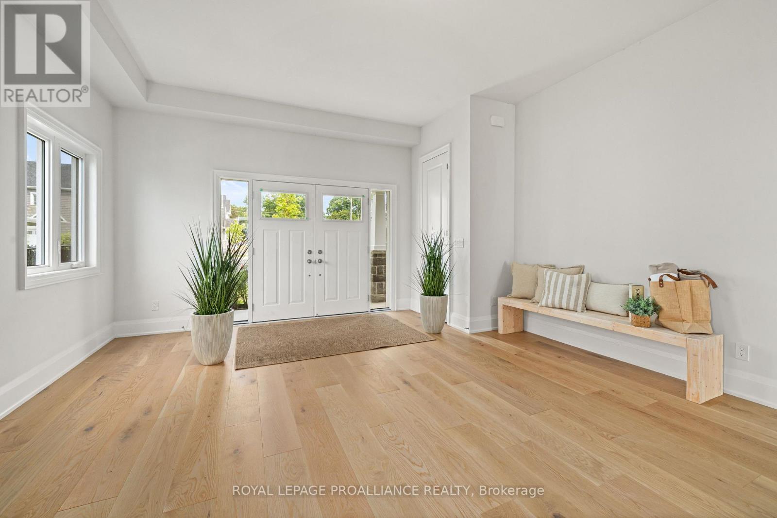 19 Twelve Trees Court, Prince Edward County, Ontario  K0K 3L0 - Photo 8 - X12344180