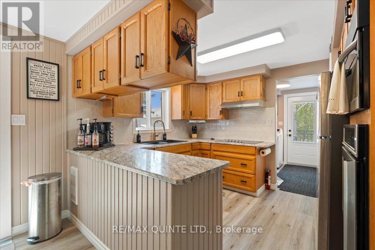 19 County Rd 18 Road, Prince Edward County, Ontario  K0K 1P0 - Photo 13 - X12344617