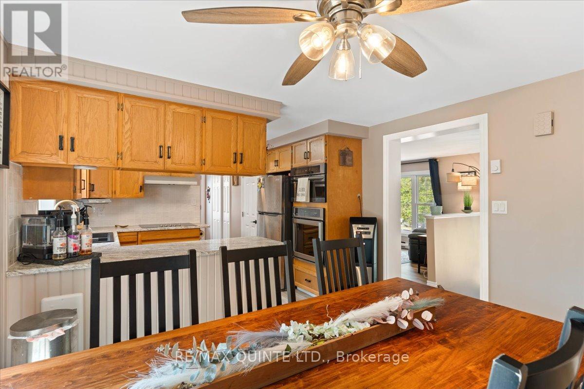 19 County Rd 18 Road, Prince Edward County, Ontario  K0K 1P0 - Photo 23 - X12344617