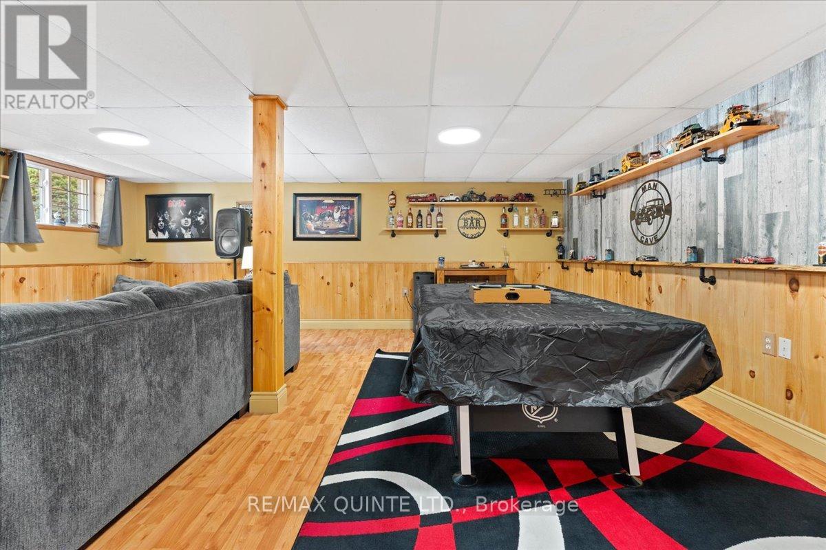 19 County Rd 18 Road, Prince Edward County, Ontario  K0K 1P0 - Photo 33 - X12344617