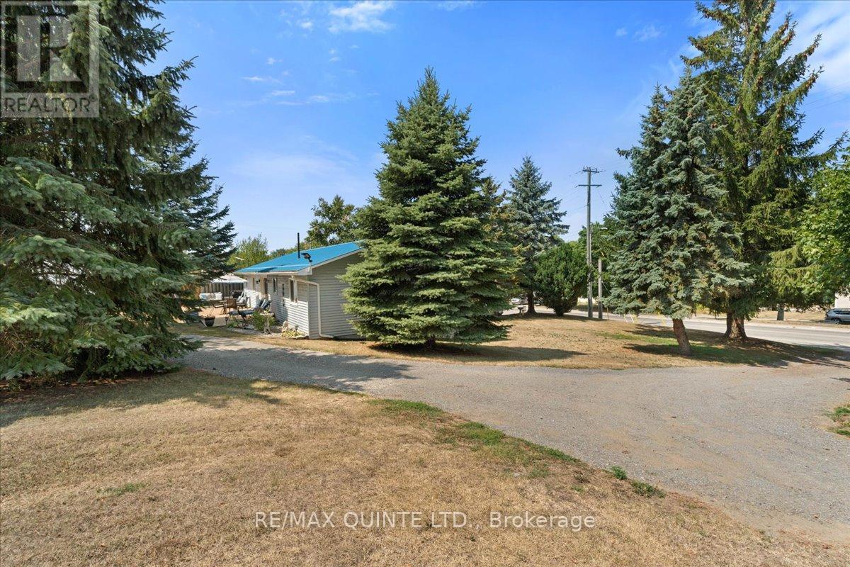 19 County Rd 18 Road, Prince Edward County, Ontario  K0K 1P0 - Photo 42 - X12344617