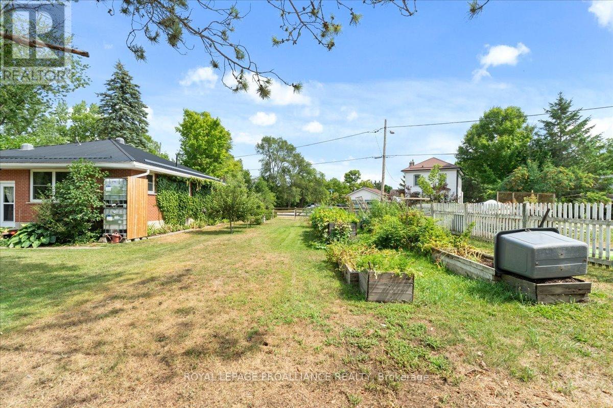 122 Spring Street E, Tweed, Ontario  K0K 3J0 - Photo 41 - X12344790