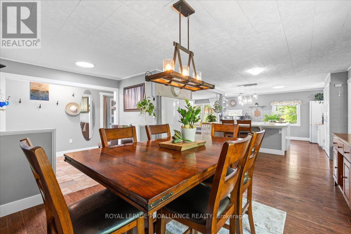 122 Spring Street E, Tweed, Ontario  K0K 3J0 - Photo 7 - X12344790